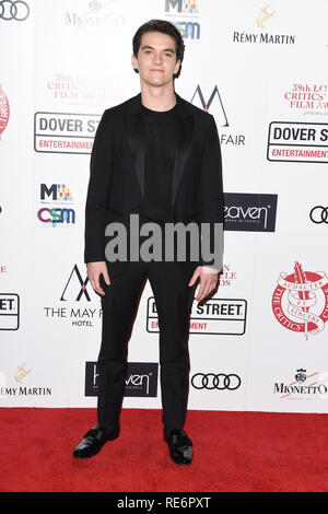 Londra, Regno Unito. Xx gen, 2019. Fionn Whitehead che arrivano per la London critici' Circle Film Awards 2019 al Mayfair Hotel, London. Immagine: Steve Vas/Featureflash Credito: Paul Smith/Alamy Live News Foto Stock