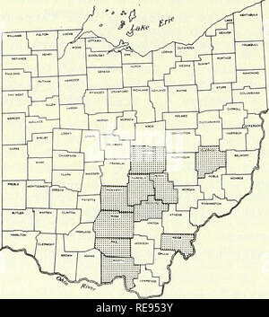 . Cooperativa economica relazione di insetti. Insetti Utili; pesti di insetto. - 1222 Distribuzione di tre specie di cicale periodiche (Maglclcada spp.) in Ohio una serie di collezioni di adulti di 17-anno di specie di cicale periodiche (Maglclcada spp.) sono state fatte in Ohio durante la stagione 1965. Le aree ombreggiate in tre delle mappe di accompagnamento designare le contee in cui tre specie sono stati trovati. Mappe, tuttavia, non mostrano posizioni specifiche all'interno dei confini della contea in cui queste specie si è verificato. Questi record riassumere solo la presente distribuzione nota di Maglclcada septendecim ( Foto Stock