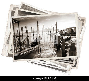 Pila di vecchie foto vintage a Venezia Italia Foto Stock
