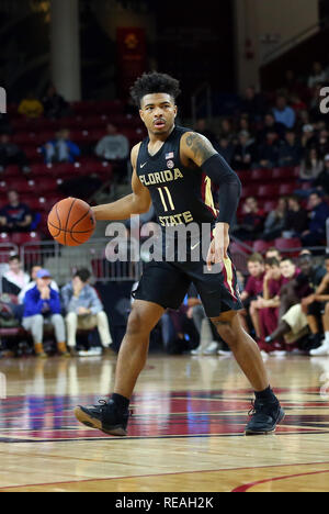 Conte Forum. Xx gen, 2019. MA, USA; Florida State Seminoles guard David Nichols (11) con la palla durante il NCAA pallacanestro tra la Florida State Seminoles e Boston College Eagles al Conte Forum. Il Boston College ha vinto 87-82. Anthony Nesmith/CSM/Alamy Live News Foto Stock