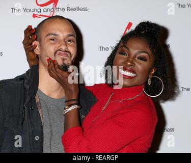 Bryton James, Loren Lott presso gli arrivi per il giovane e l'agitato celebra 30 anni come TV #1 Giorno del dramma televisivo CBS City, Los Angeles, CA 17 Gennaio, 2019. Foto di: Priscilla concedere/Everett Collection Foto Stock