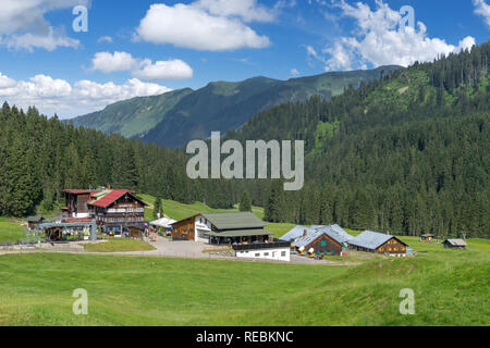 Stazione a valle della ferrovia di montagna Ifenbahn nella Kleinwalsertal Foto Stock