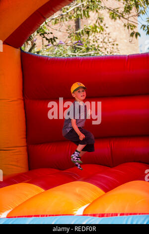 Divertirsi nel parco Foto Stock