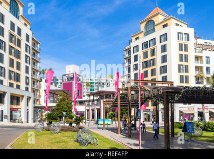 Forum di Funchal Madeira shopping center shopping mall Funchal Madeira Portogallo UE Europa Foto Stock