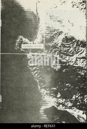 . Un confronto di immagini satellitari in grado di rilevare l'oceano le caratteristiche di superficie.. Oceanografia. La figura 28. ERTS FSS Enhancement, 22 gennaio 19 73, della scena 1183-18182. Immagine mostra la formazione di gyres causata dal flusso di superficie passato Cypress punto a sud della baia di Monterey e. Fornito da Doug Pirie, Esercito di ingegneri, San Francisco, CA., [Pirie e Steller, 1974]. 81. Si prega di notare che queste immagini vengono estratte dalla pagina sottoposta a scansione di immagini che possono essere state migliorate digitalmente per la leggibilità - Colorazione e aspetto di queste illustrazioni potrebbero non perfettamente assomigliano al lavoro originale. Platz, B Foto Stock
