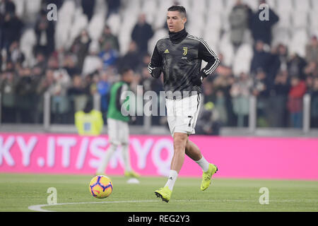 Torino, Italia. Il 21 gennaio 2019. Lo Stadio Allianz. Nella foto:Cristiano Ronaldo (Juventus F.C.); Foto LaPresse - Allianz Stadium. Nel pic:Cristiano Ronaldo (Juventus F.C.); il credito: LaPresse/Alamy Live News Foto Stock