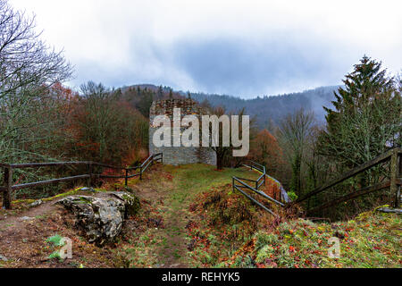 Burgruine Nordeck Steinachtal im Foto Stock