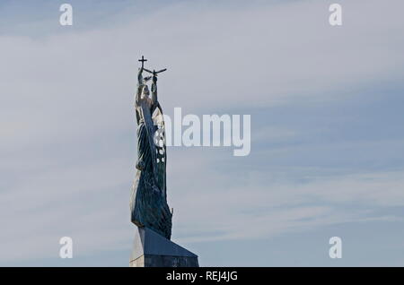 Frammento di un monumento al patrono dei marinai di San Nicola nel centro storico Nessebar, Bulgaria, Europa Foto Stock