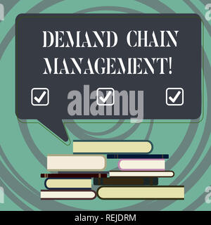 La grafia la scrittura di testo Deanalysisd Chain Management. Concetto significato i rapporti tra fornitori e clienti Mucchio irregolare di rilegato libri un Foto Stock