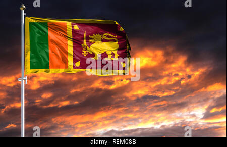 Bandiera dello Sri Lanka sul pennone che fluttua nel vento contro un colorato Cielo di tramonto. Foto Stock