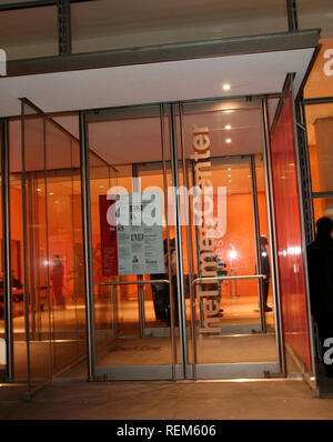 New York, NY - Febbraio 04: (esterno) presso lo screening di un "uva passa al sole" presso il centro di volte su Lunedi, 4 febbraio 2008 a New York, NY. (Ph Foto Stock