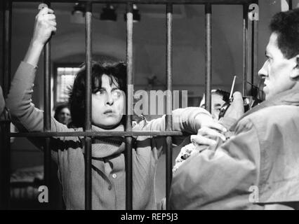 Nella citta l'inferno Anno : 1958 Italia Direttore : Renato Castellani Anna Magnani Foto Stock