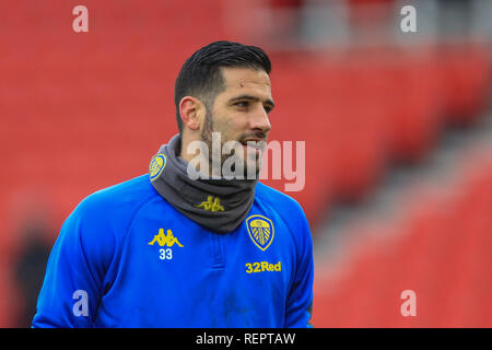 19 gennaio 2019, Bet 365 Stadium, Stoke-on-Trent, Inghilterra; Sky scommessa campionato, Stoke City vs Leeds United ; Kiko Casilla (33) di Leeds Utd Credito: Mark Cosgrove/News immagini English Football League immagini sono soggette a licenza DataCo Foto Stock