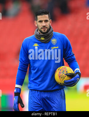 19 gennaio 2019, Bet 365 Stadium, Stoke-on-Trent, Inghilterra; Sky scommessa campionato, Stoke City vs Leeds United ; Kiko Casilla (33) di Leeds Utd Credito: Mark Cosgrove/News immagini English Football League immagini sono soggette a licenza DataCo Foto Stock