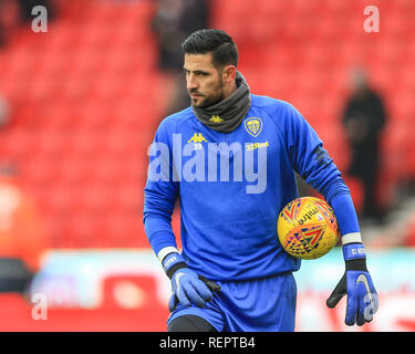 19 gennaio 2019, Bet 365 Stadium, Stoke-on-Trent, Inghilterra; Sky scommessa campionato, Stoke City vs Leeds United ; Kiko Casilla (33) di Leeds Utd Credito: Mark Cosgrove/News immagini English Football League immagini sono soggette a licenza DataCo Foto Stock