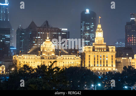 Shanghai, Shanghai, Cina. 23 gen 2019. Shanghai, Cina-paesaggio notturno del Bund a Shanghai in Cina. Credito: SIPA Asia/ZUMA filo/Alamy Live News Foto Stock