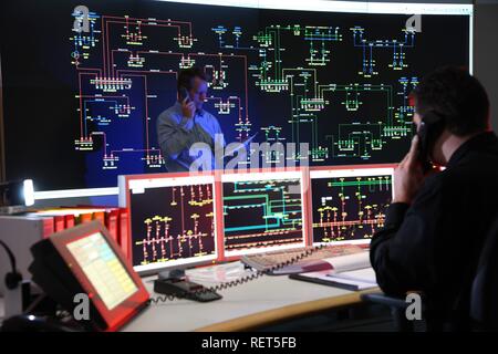 Controllo di Potenza Centro dell'ELE, Emscher Lippe Energie GmbH, un subsiduary di RWE, la sala di controllo dell'energia a livello regionale Foto Stock