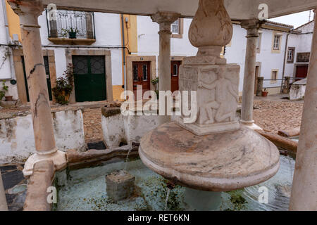 Fonte da Vila di Castelo de Vide, Alentejo, Portogallo Foto Stock