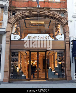 In ed intorno a Bond Street, Londra Centrale Jimmy Choo foto da Gavin Rodgers/ Pixel8000 Foto Stock