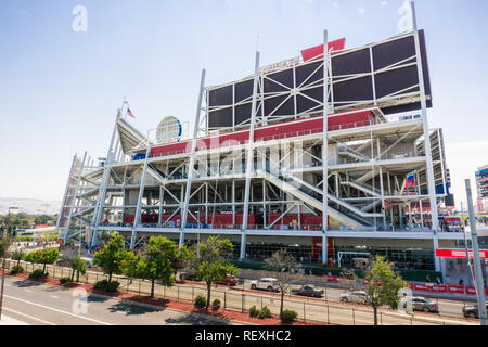 Agosto 2, 2017 Santa Clara/CA/USA - Vista esterna del nuovo Levi's Stadium, San Francisco Bay Area, California Foto Stock