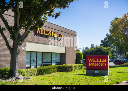 Ottobre 26, 2017 Sunnyvale/California - Wells Fargo filiale a Sunnyvale Foto Stock