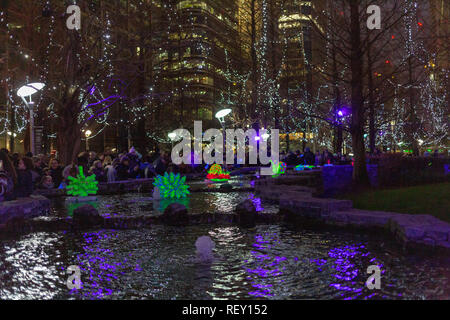 Inverno luci a Canary Wharf, Londra Foto Stock