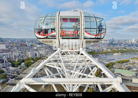 London Eye capsula, London, England, Regno Unito Foto Stock