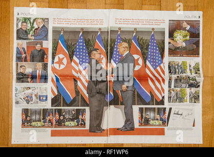 Parigi, Francia - 13 giugno 2018: diversi quotidiani internazionali con coperchio U.S. Presidente Donald Trump incontro leader della Corea del nord Kim Jong-ONU in Singapore Foto Stock