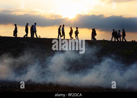 Turno supplementare, la lunga notte della cultura industriale, vulcano expedition tema, sulla Tetraeder, rifiuti - dump di Bottrop Foto Stock