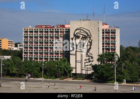 Grande rappresentazione di Che Guevara sul ministero dell'interno edificio a Plaza de la Revolución (Piazza della Rivoluzione) Foto Stock