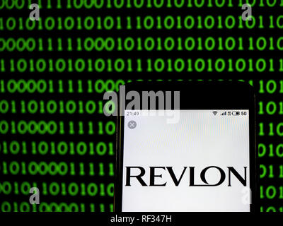 Kiev, Ucraina. 23 gen 2019. Revlon Cosmetics Company logo che si vede visualizzato su un telefono intelligente. Credito: Igor Golovniov SOPA/images/ZUMA filo/Alamy Live News Foto Stock