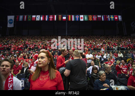 Herning, Danimarca. 23 gen 2019. Ventole danese durante il gruppo C pallamano match tra la Danimarca e la Svezia in Jyske Bank Boxen di Herning durante il 2019 IHF Pallamano Campionato del Mondo in Germania e Danimarca. Credito: Lars Moeller/ZUMA filo/Alamy Live News Foto Stock