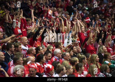 Herning, Danimarca. 23 gen 2019. Ventole danese durante il gruppo C pallamano match tra la Danimarca e la Svezia in Jyske Bank Boxen di Herning durante il 2019 IHF Pallamano Campionato del Mondo in Germania e Danimarca. Credito: Lars Moeller/ZUMA filo/Alamy Live News Foto Stock