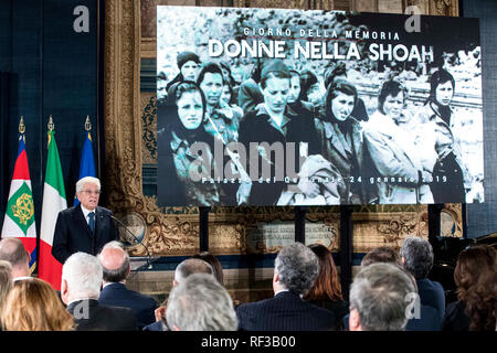 Roma, Italia. 24 gen 2019. Foto di Roberto Monaldo/LaPresse 24-01-2019 Roma Italiano Quirinale - Celebrazione del "Giorno della Memoria" nella foto Sergio Mattarella Photo Roberto Monaldo/LaPresse 24-01-2019 Roma (Italia) Il Palazzo del Quirinale - "Giornata della Memoria" nella foto Sergio Mattarella Credito: LaPresse/Alamy Live News Foto Stock