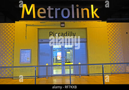 Metrolink di Manchester Piccadilly Tram interscambio, Fairfield Street, Manchester, UK, M1 2QF Foto Stock