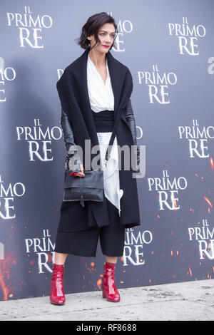 Roma, Italia. 24 gen 2019. Tania Garribba Photocall del film italiano 'il primo re' Credito: Matteo Nardone/Pacific Press/Alamy Live News Foto Stock