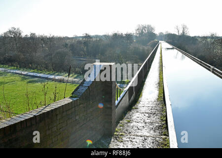 Acquedotto Edstone su 4 chilometri di lunghezza di Stratford-upon-Avon Canal nel Warwickshire. Il 23 gennaio 2019. Foto Stock