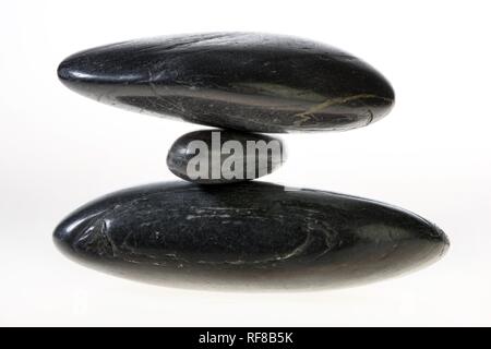 Lisci ciottoli, in studio still-life shot Foto Stock