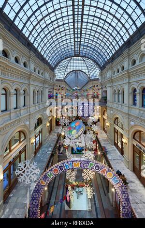 Department store GUM, nel tempo di Natale a Mosca, Russia Foto Stock