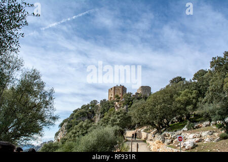 Vista del castello di Monfrague Parco Nazionale nella provincia di Caceres in Extremadura Spagna Foto Stock