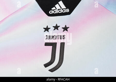 La Juventus limited edition EA Sports Kit. Foto Stock