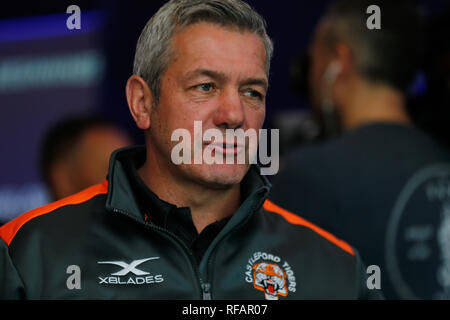 Lo stadio Old Trafford, Manchester, Regno Unito. Il 24 gennaio 2019. Betfred Super League 2019 stagione ufficiale di lancio, Daryl Powell head coach della Castleford Tigers. Credito: Touchlinepics/Alamy Live News Foto Stock