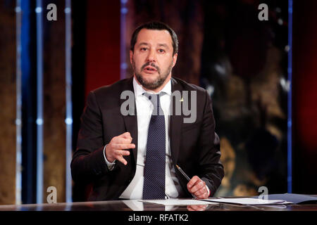 Matteo Salvini Roma 24 gennaio 2019. Il ministro italiano degli affari interni appare come una valutazione sul programma tv Povera Italia. Foto di Samantha Zucchi Insidefoto Foto Stock