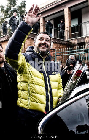 Roma, Italia. 25 gen 2019. Matteo Salvini Roma 25 gennaio 2019. Il ministro degli Affari Interni eroga al Comune di Roma le chiavi di una villa sequestrata a un mafioso di clan. Foto di Samantha Zucchi Insidefoto Credito: insidefoto srl/Alamy Live News Foto Stock