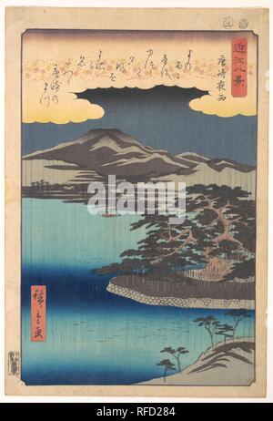 Karasaki ya'u Pino Karasaki a. Artista: Utagawa Hiroshige (giapponese, Tokyo (EDO) 1797-1858 Tokyo (EDO). Cultura: il Giappone. Dimensioni: 14 3/4 x 10 in. (37,5 x 25,4 cm). Data: 1857. La viste acquosa intorno al Lago Biwa (l'Omi regione) sono stati trattati in modo classico, recepita da 'otto vedute della Xiao e Xiang,' un tema in stile cinese pittura di paesaggio fin dal medioevo. In otto viste, tradizionalmente, scene atmosferica--pioggia, la cancellazione dopo una tempesta--sono accoppiati con motivi che prendere l'occhio in lontananza--tornando barche da pesca o una linea di oche decrescente per Foto Stock