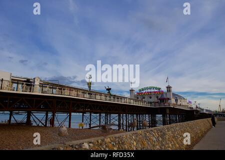 Palazzo di Brighton Pier e Brighton East Sussex, Inghilterra. Foto Stock
