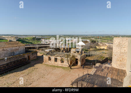 Castro Marim, Portogallo, interno del castello medievale di Castro Marim, Algarve, Portogallo. Foto Stock