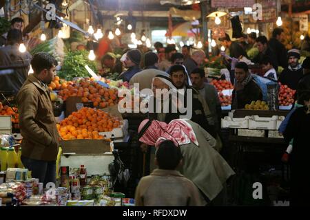 Città vecchia, area di bazar, re Talal Street, Amman, Giordania Foto Stock