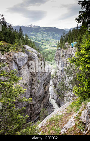 La Svizzera, Alpi Berner Oberland, Grindelwald, la molla. Gletscher Schlucht. Foto Stock