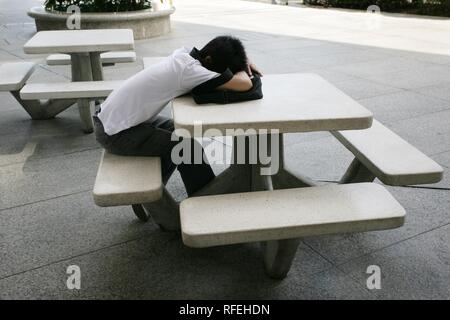 SGP Singapore: Central Business District. Pausa pranzo. | Foto Stock